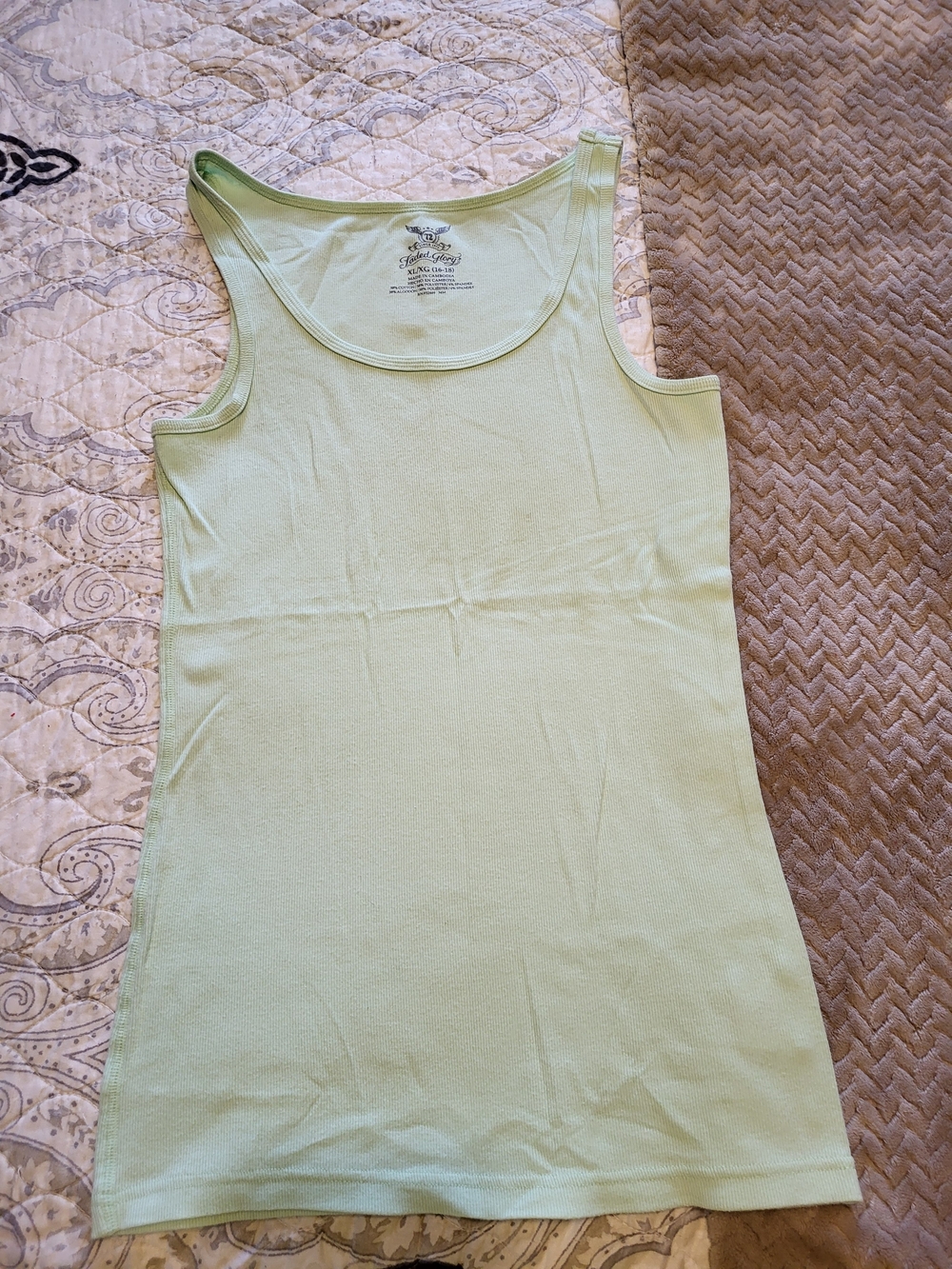 Faded Glory Light Green Scoop Neck Tank